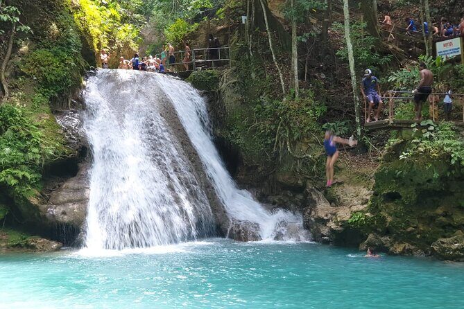 Private Tour from Montego Bay to Horse Back Riding and Bluehole - Authentic Experiences and Authenticity