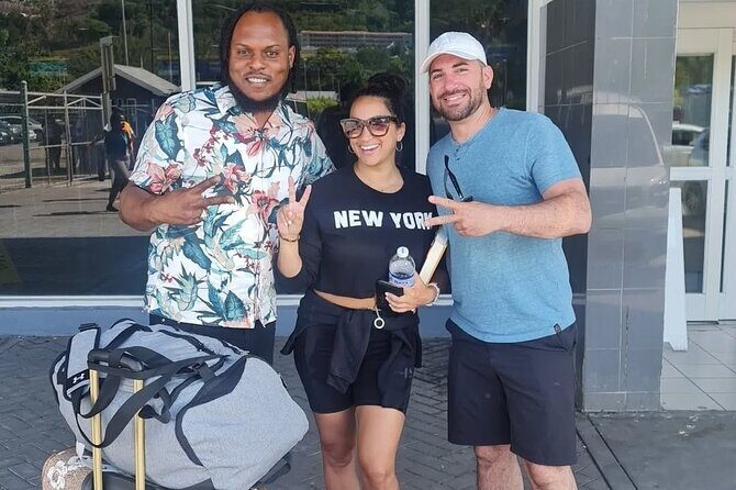 Private Transfer from MBJ to Runaway Bay/ Ocho Rios - The Experience of the Vehicle and Service