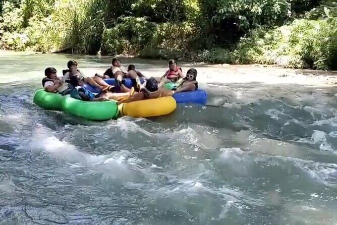 Private Tubing Or Kayaking River Tour in Jamaica - What Travelers Are Saying