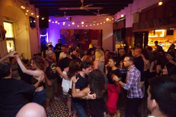 Puerto Rican Salsa Class and Night Out in San Juan, Puerto Rico - The Night Out: Practicing and Socializing