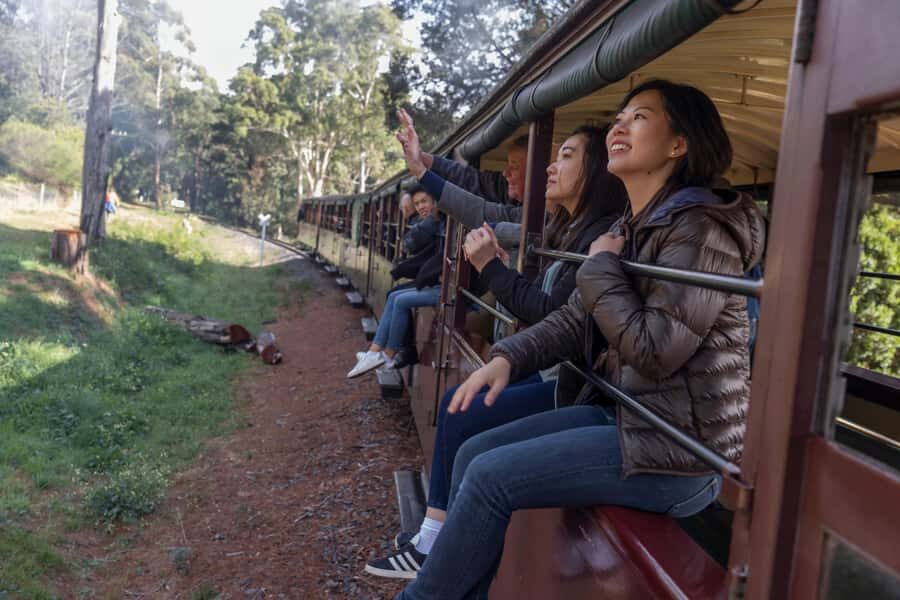 Puffing Billy, Healesville Sanctuary & Chocolatier - The Itinerary in Detail