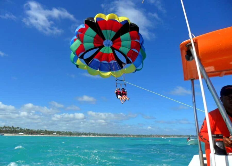 Punta Cana: Parasailing Trip Around the Coast of Bavaro - Who Will Appreciate This Tour?
