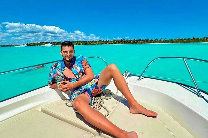 Punta Cana : Saona Island VIP Private Beach All Inclusive - The Experience Provider: Bahia de las Aguilas Tours