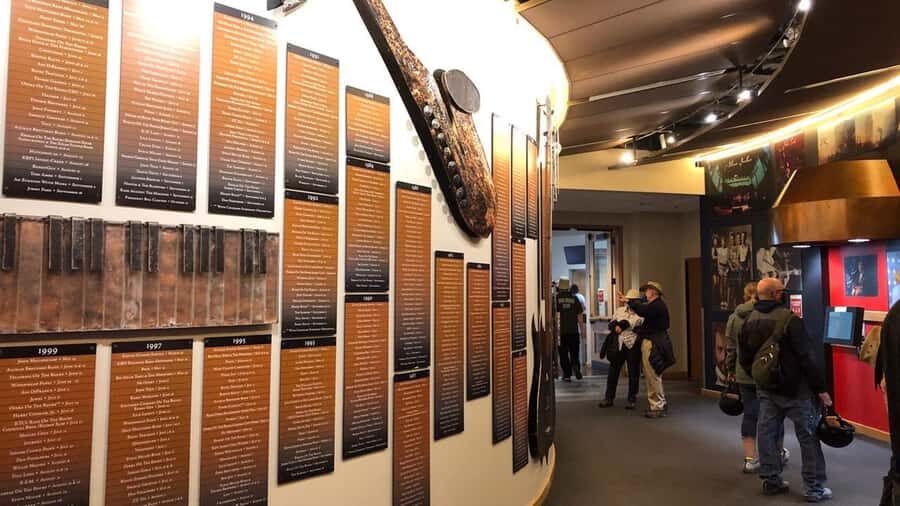 Red Rocks Amphitheatre Walking Tour: Nature, Music & Legends - The Itinerary Breakdown