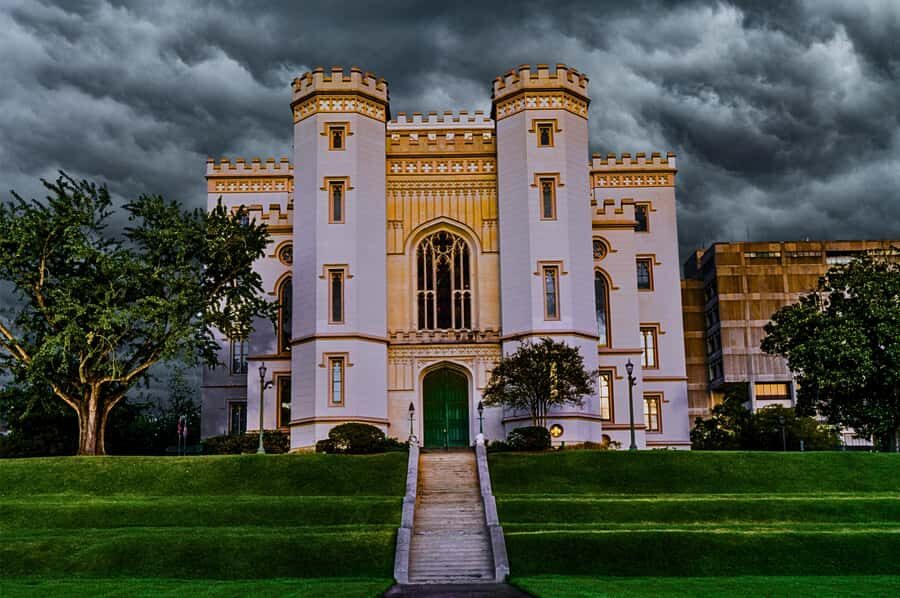 Rogue Blood of the Bayou: Baton Rouge Ghost Tour - The Itinerary: What Makes Each Landmark Special