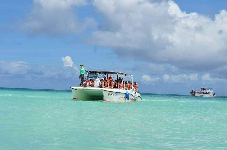 Saona Island and natural Pool Punta Cana - The Authentic Dominican Lunch and Local Flavors
