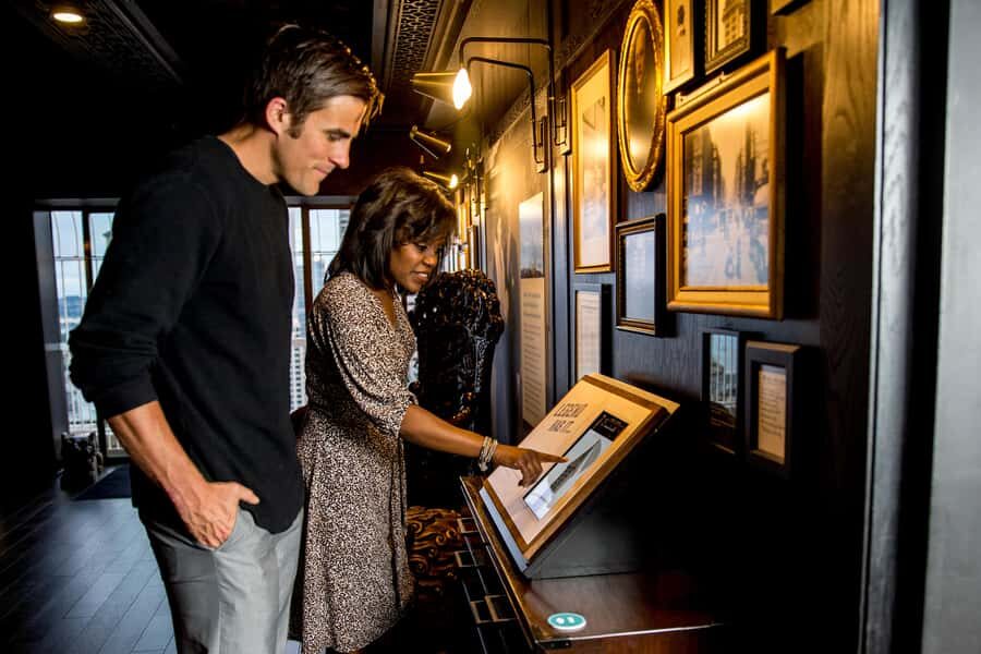 Seattle: Smith Tower Observatory Access Ticket - The View and the Atmosphere on the 35th Floor