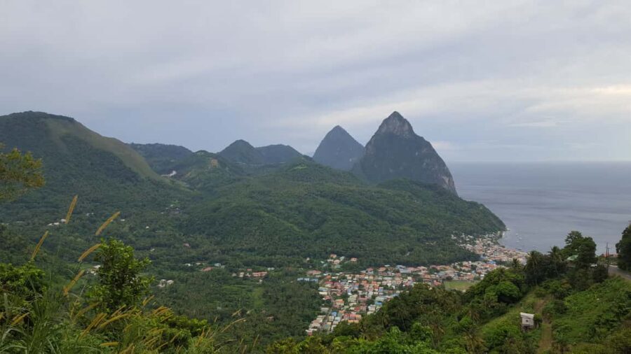 St Lucia: Private Speed Boat Tour from Castries - Snorkeling at Anse Chastanet and Sugar Beach