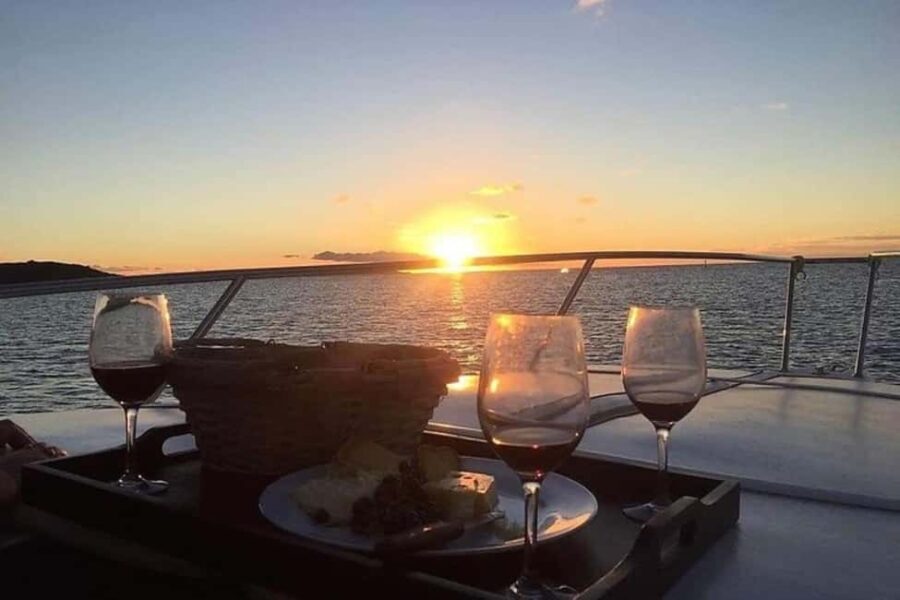 St Maarten: Private Sunset Yacht Cruise with Wine and Cheese - What to Expect and Practical Tips