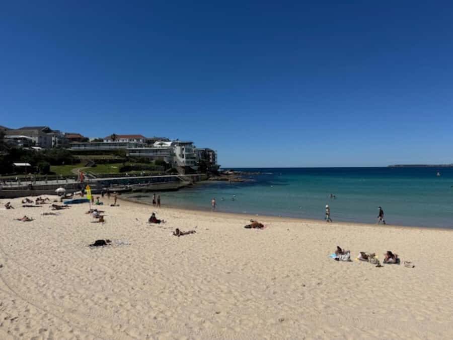 Sydney Harbour & Bondi: Morning Highlights with Breakfast - Mrs Macquaries Point: First Photo Stop