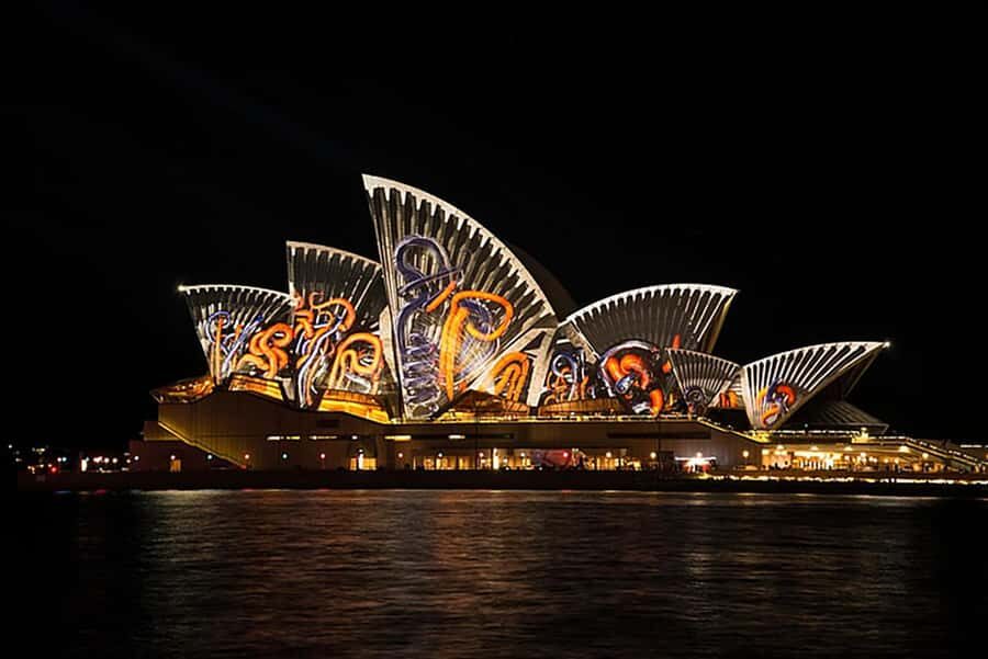 Sydney: VIVID Private Luxury Cruise - Why This Tour Works