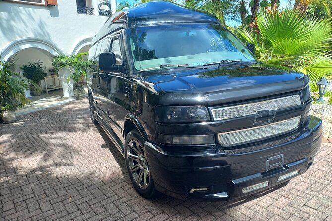 Transfer Services on St Maarten - The Vehicle and Onboard Comforts