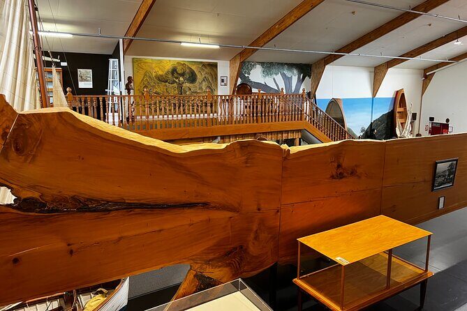 WAIPOUA FOREST Tane Mahuta & KAURI MUSEUM Day Tour from Auckland - The Practical Side