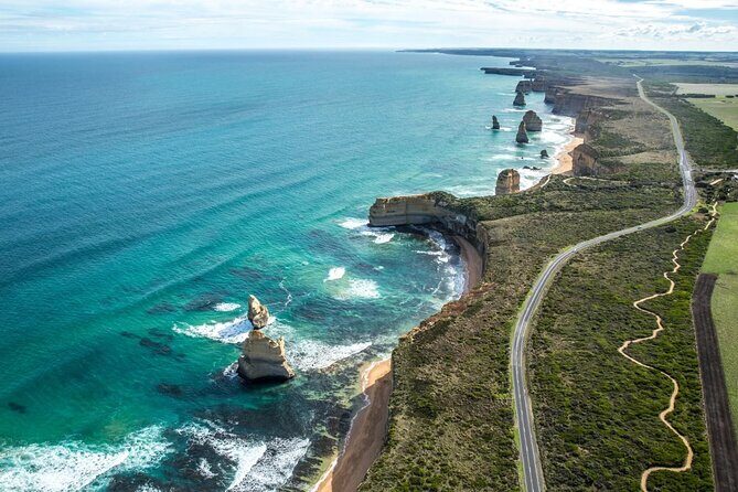 12 Apostles,Great Ocean Road Tour - hotel PICKUP & free entries - Analyzing the Value