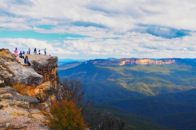Blue Mountains Day Tour with Wildlife and Scenic World Entry - Price and Overall Value
