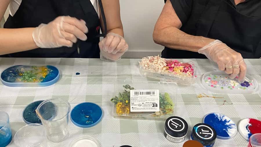 Brisbane: Resin Art Classes - Cheeseboards & Coasters - The Creative Process: What You’ll Do