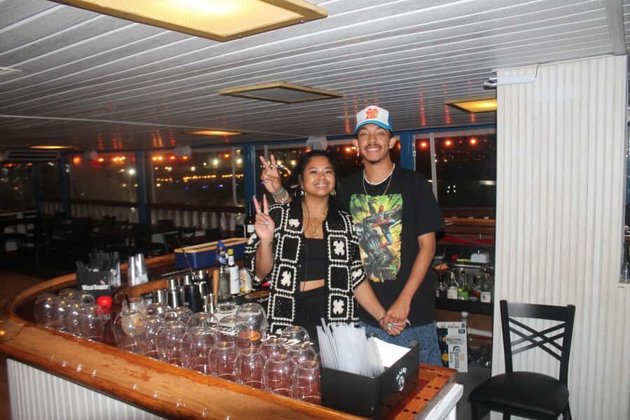 Destin: Karaoke Experience on the Water - The Experience in Detail