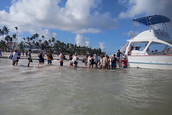 Hip hop party boat cruise & Snorkel: Wonderful time in Punta Cana - The Itinerary Breakdown