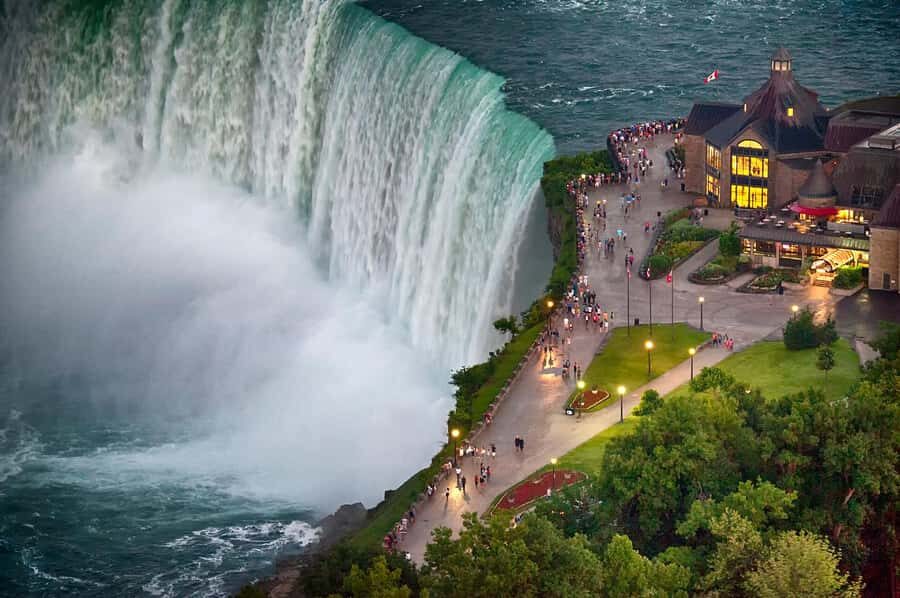 Luxury Day Trip: Niagara on the Lake, Wine & Falls - The Value Proposition