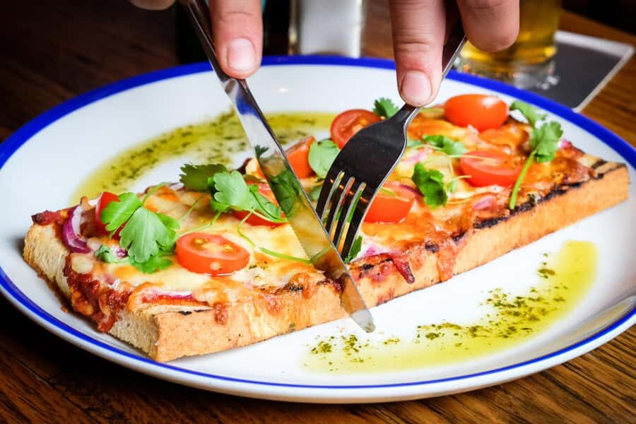 Melbourne: Laneways Food Tour with 8 Authentic Tastings - Exploring Melbourne’s Hidden Laneways