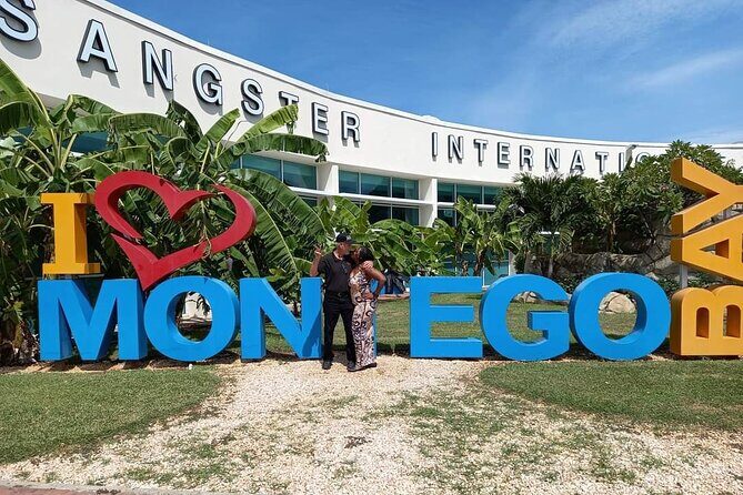Montego Bay Airport Private Transfer to Hotels in Montego bay - Meeting Points and Logistics