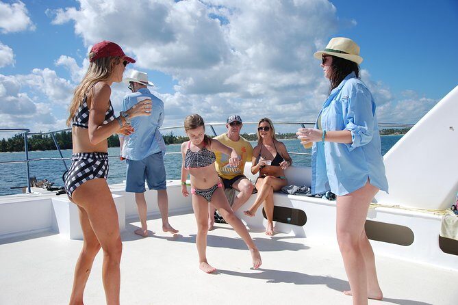 Parasailing, Snorkel Cruise & Virgen Beach from Punta Cana - Who Will Love This Tour?