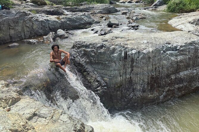 Pinones Bar Hopping Beach Food Tour & Caguas River Hidden Gem - Who Should Consider This Tour?