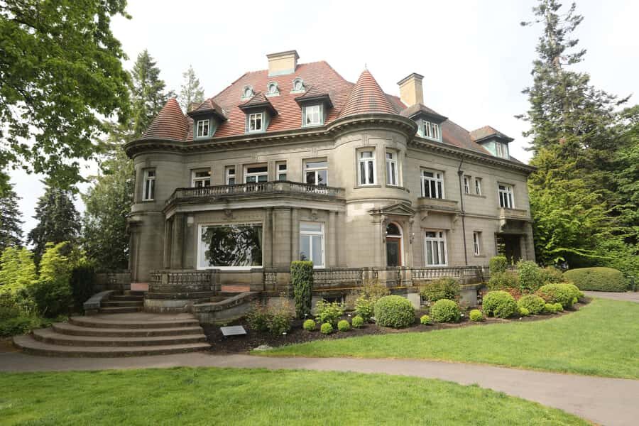Portland City Tour and Waterfall Tour: Two Tours in One Day - Exploring Portland’s Neighborhoods and Landmarks