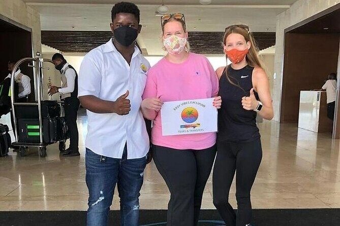 Private Airport Transfer to Hideaway at Royalton Blue Waters - The Vehicles and Service Quality