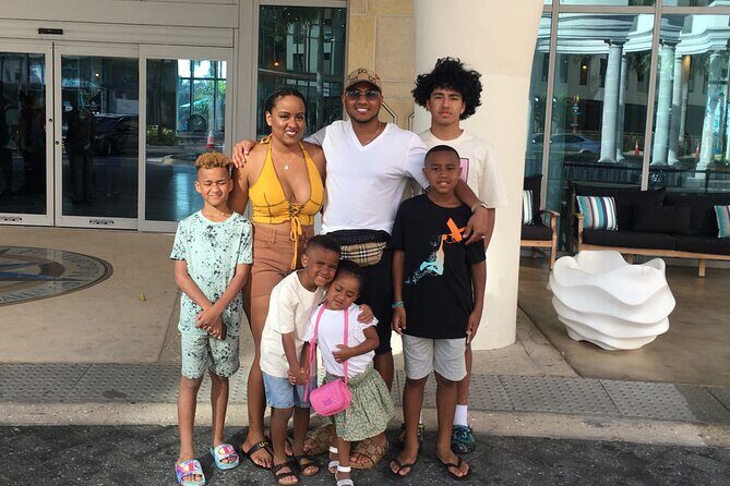 Private SUV One way Airport Transfer/Grocery & Liquor stop included - The Grocery & Liquor Stop: A Practical Touch