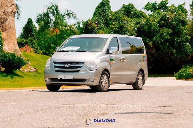 Private transfer between Punta Cana airport and Riu hotel - The Itinerary and What to Expect