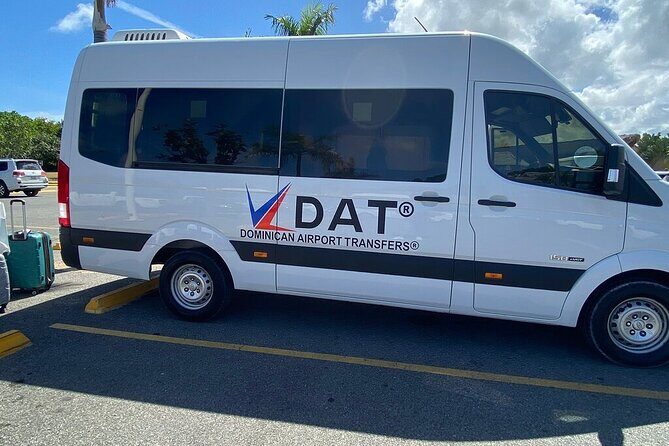 Punta Cana Airport to OCEAN BLUE & SAND in PUNTA CANA R/T - What to Expect from the Service