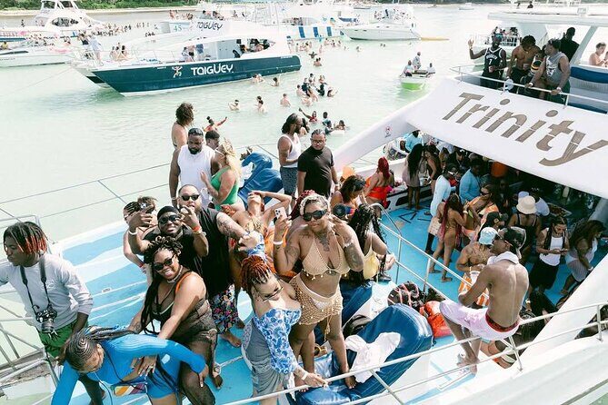 Punta Cana Ultimate Hip Hop Party Boat with Open Bar *Only Adults - What’s Included and What’s Not