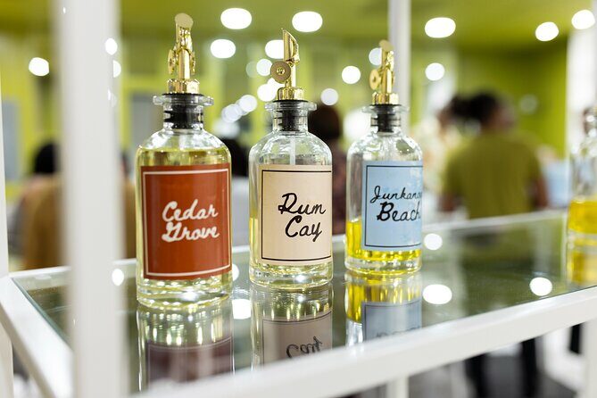 Sip and Create Bahamian Candle Making Workshop - What Makes This Experience Stand Out?