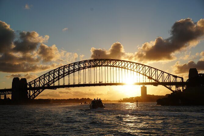 Sydney Harbour Discovery Dinner Cruise Scenic Sights and Buffet - The Scenic Highlights