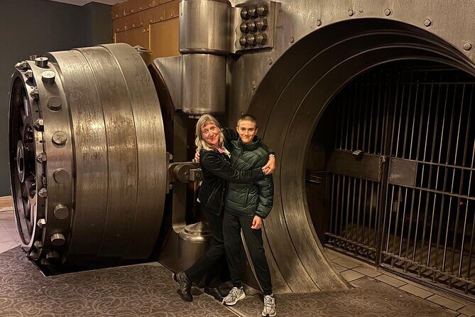 Toronto Highlights Walking Tour with a Local - FAQ