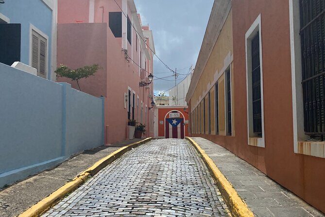 Walking Guided Tour of History and Myths of Old San Juan - What It Means for Travelers