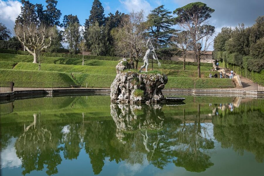 The Neptune fountain and pond at the Boboli Gardens