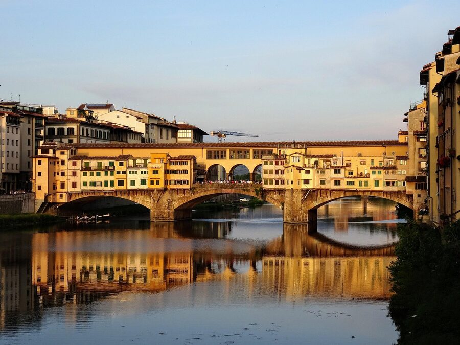 Classic view of the Ponte Vecchio in Florence