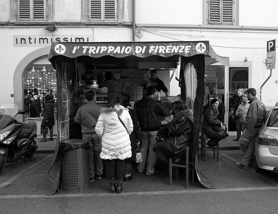 A traditional lampredottai street food cart in Florence