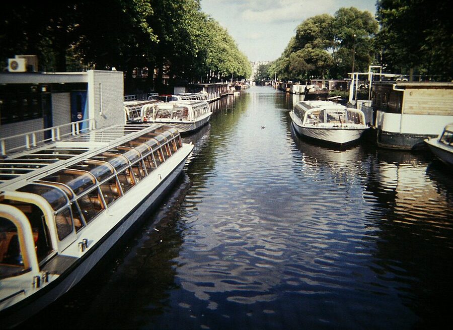 Amsterdam canal cruise boats fleet