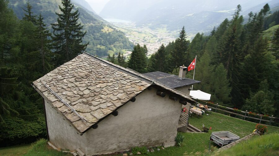 Bernina railway alongside Lago di Poschiavo