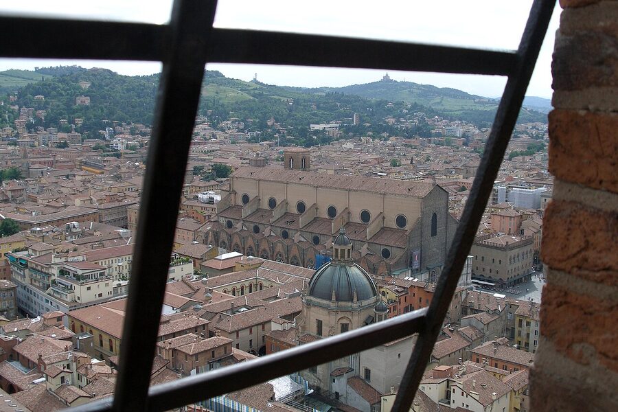 San Petronio Basilica Bologna unfinished pink and white facade