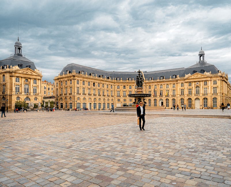 Place de la Bourse Bordeaux Fountain of the Three Graces
