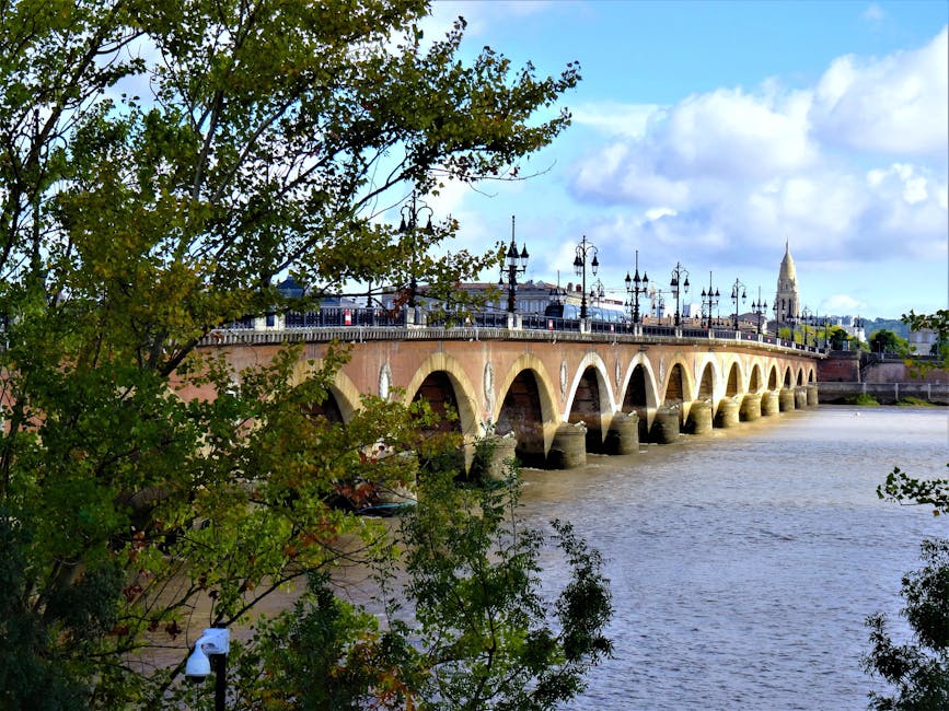 Pont de Pierre stone bridge over the Garonne in Bordeaux