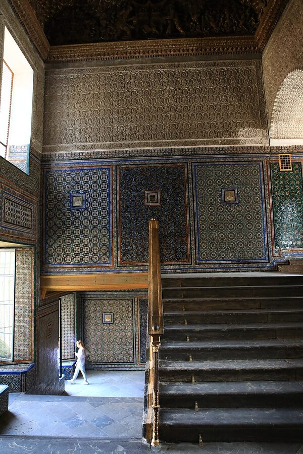Staircase to upper floor at Casa de Pilatos with tile work