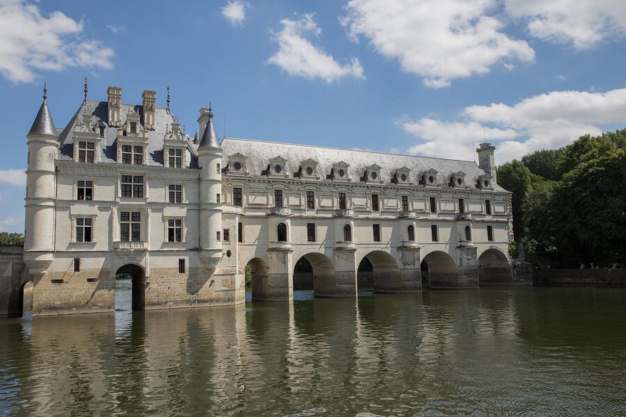 Chenonceau spring flowers Loire Valley