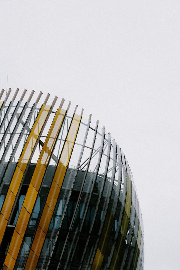 Cite du Vin curved aluminium panels close up