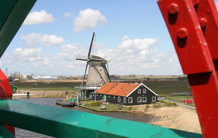 De Zoeker oil windmill seen from De Kat