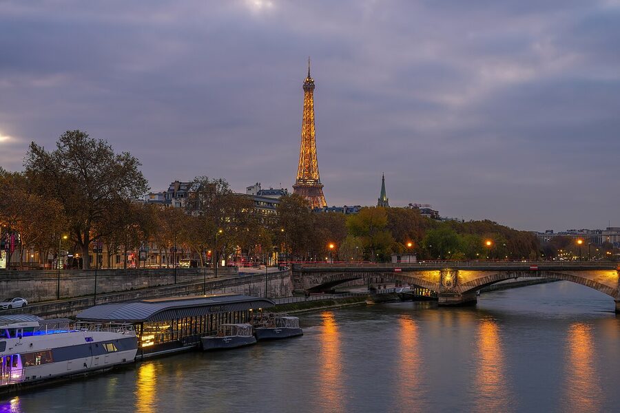 Eiffel Tower at night with full Pierre Bideau lighting design